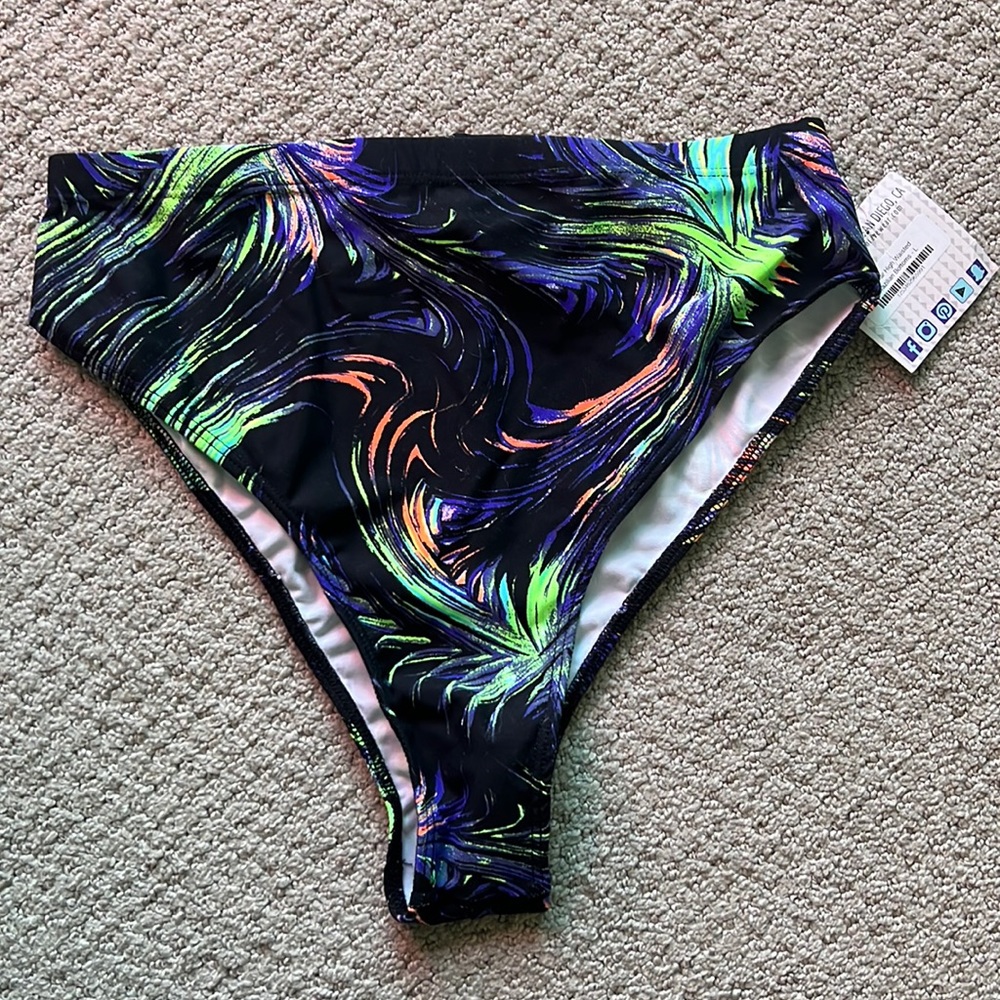 NWT High Waisted Rave Bottoms